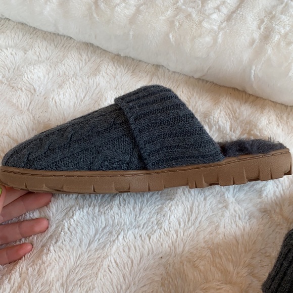 Jessica Simpson // Slippers - Picture 4 of 4